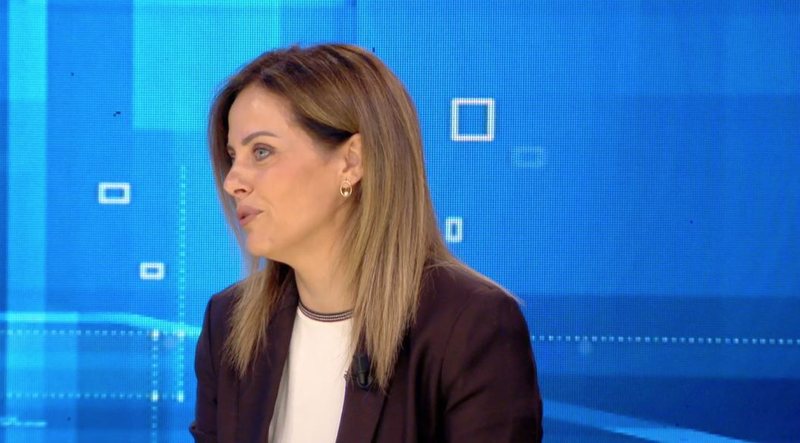  Tirana me  regjim të posaçëm   bashkim të Prrenjasit me Librazhdin   deputetja e PS flet për ndryshimet e  Territoriales 