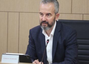 Celibashi kërkon ndryshime në Kodin Zgjedhor: Të sanksionohet ndarja mes shtetit dhe partisë në pushtet