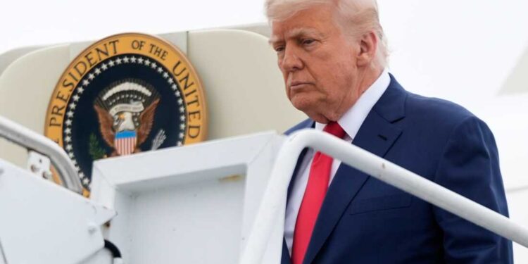 Trump njofton marrëveshjen “historike” për çarmatimin e Hamasit -