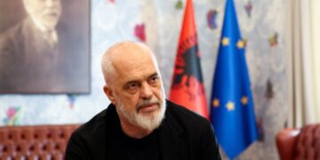 Nis rrugëtimin nisma “Dyfisho Sipërmarrjen Tënde”, Rama fton sipërmarrësit të aplikojnë