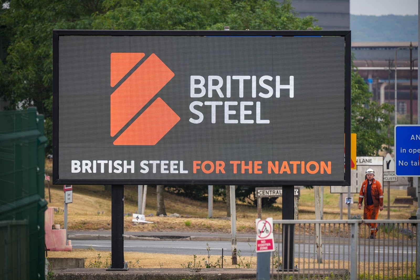 Kina dhe Mbretëria e Bashkuar në deklarata të kundërta për  British Steel 