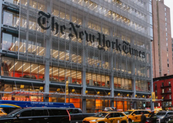 Trump kërkon të dhënat telefonike të gazetarëve të New York Times për të zbuluar burimet e tyre
