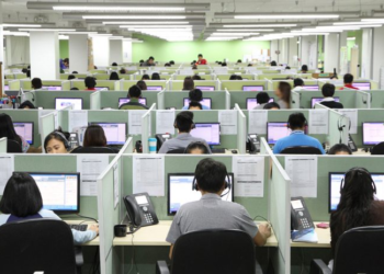 Policia “çmonton” call center-in në Shkodër, 5 në pranga dhe mbi 15 nën hetim