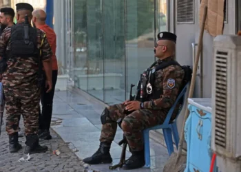 Bastisje, miliona dollarë dhe arrestime në Irak: Çfarë fshihet pas ofensivës?