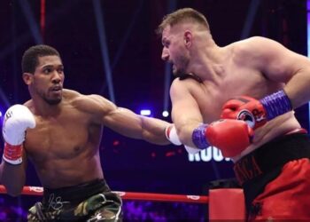 Kristian Prenga fton Anthony Joshuan në Shqipëri