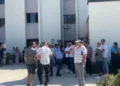 Pas Poliçanit, protestë edhe në Klos kundër propozimit të PS për bashkitë. Administrata bojkoton punën
