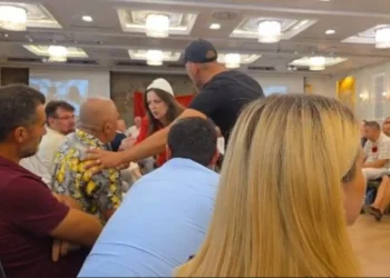 Një “Kuvend” mjaftoi për të rrëzuar mitin e protestës horizontale