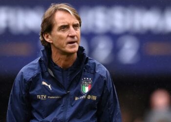 Rihapet gara për stolin e Italisë pas dështimit me Pirlon, Mancini parakalon Conten