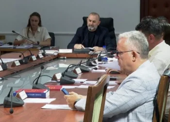 Ligji “Antimafia” ndez debate në Komisionin e Ligjeve, dyshime se pasuritë e sekuestruara u kthehen personave të goditur