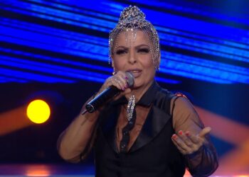 “Bojkotoni koncertin”, Aurela Gaçe reagon pas linçimit nga protestuesit: Dyshoj se janë të pastra qëllimet tuaja…