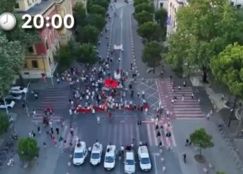 Protesta e 45-të e qytetarëve/ Ja sa ishte pjesëmarrja në shesh në orën 20:00