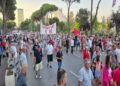 Gazetarja: Kush del në protestë kundër qeverisë duhet ta dijë se do të sulmohet, OJF-të po bëjnë mbrojtje selektive!