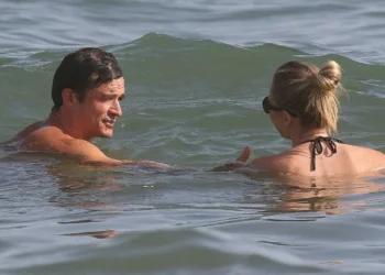 Orlando Bloom dhe Luisa Lemel shfaqen të dashuruar gjatë pushimeve në Itali
