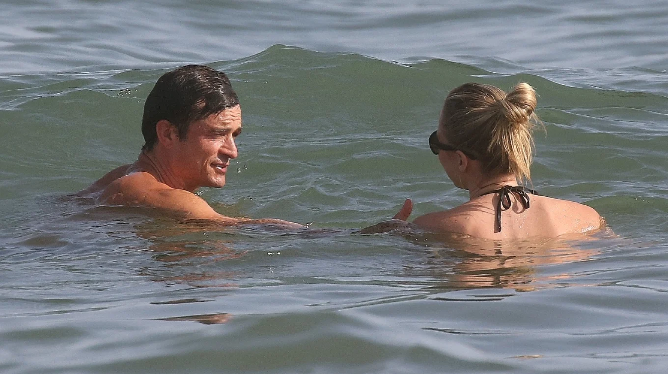 orlando-bloom-dhe-luisa-lemel-shfaqen-te-dashuruar-gjate-pushimeve-ne-bregdetin-italian