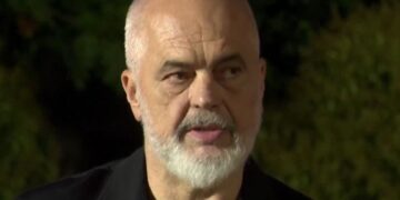 “Transformimi nuk ndalet”, Rama: Ushtarakët më parë, të nënvlerësuar! Sot përkujdesje e veçantë për ta.