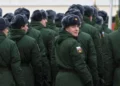 Rusia rekruton me forcë burra për të mbushur radhët në luftë!
