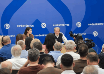 Protesta 46-ditore, Berisha thirrje demokratëve: Vijoni mbështetjen!