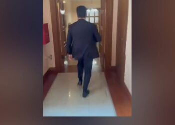 Rrëmbeu dokumentin sekret në Kuvend, Shehaj përjashtohet me 60 ditë nga seancat
