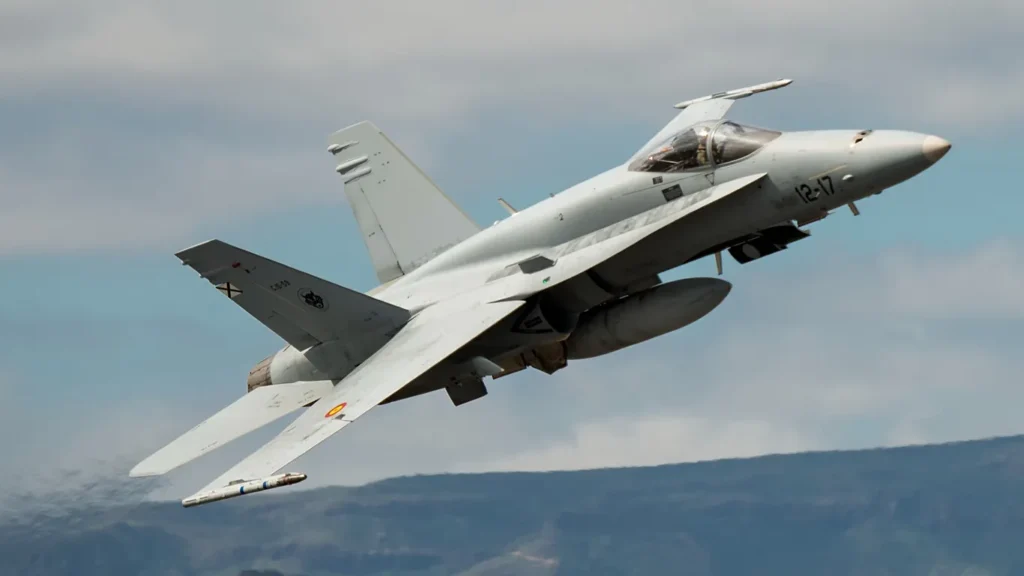 Dron i paidentifikuar pranë kufirit me Moldavinë  ndërhyjnë avionët e NATO s