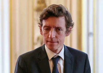 10 milionë fëmijë në shkolla do të pyeten mbi dhunën seksuale, ministri francez bën njoftimin -
