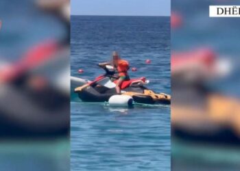 12-vjeçari kapet duke drejtuar një Jet Ski në Dhërmi, Policia gjobit me 10 mijë lekë pronarin dhe bllokon mjetin lundrues