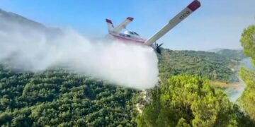 VIDEO / Nufi ndan pamjet: Tre avionët zjarrfikës, investim strategjik për sigurinë e Shqipërisë