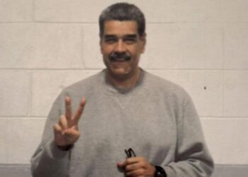 “Një dhuratë e vogël me shpresë”, Maduro shfaqet nga burgu, publikon mesazhin e parë pas disa muajsh