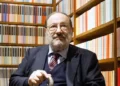Sekretet e bibliotekës së Umberto Eco-s, librat që formësuan një ikonë të kulturës