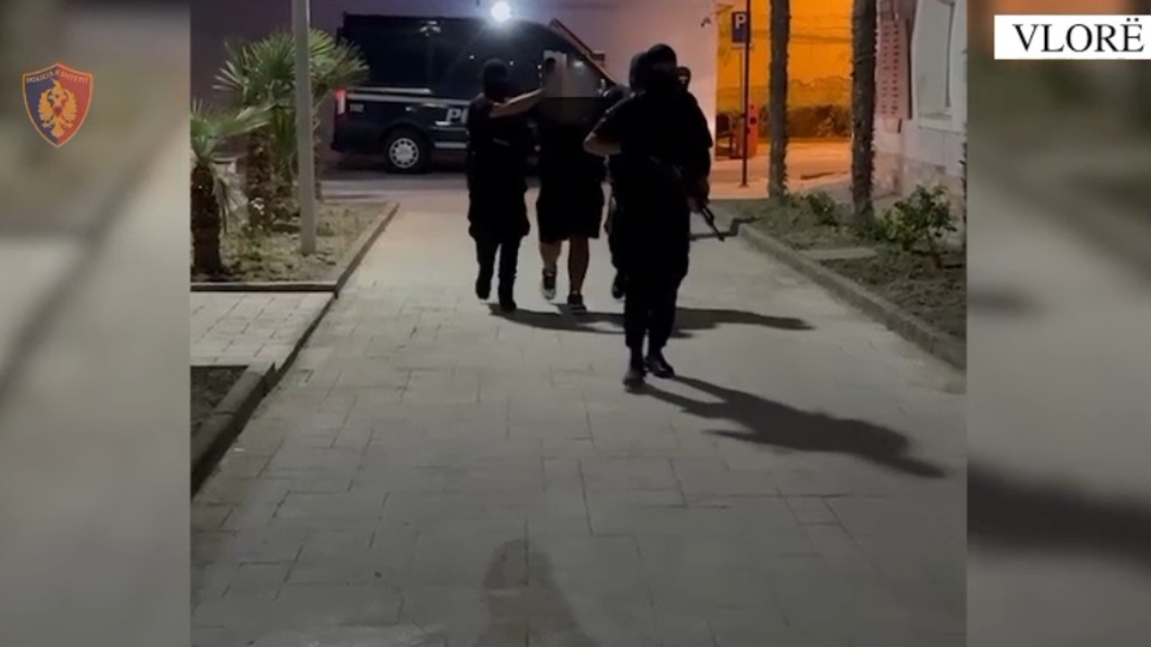 Dy operacione në Vlorë dhe Sarandë  4 të arrestuar  sekuestrohen armë  drogë dhe automjete