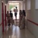 Fluks pacientësh në spitale, virozat dhe temperaturat e larta mbushin urgjencat