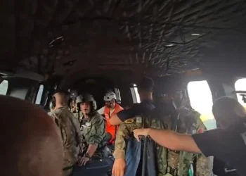Pas disa orësh kërkimesh nga toka dhe ajri, shpëtohen turistët gjermanë që humbën në malin e Çikës