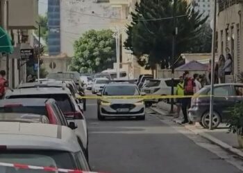 Alarm për bombë në Durrës! Rrethohet pallati në lagjen nr. 4, evakuohen banorët