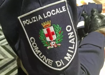 Skandali në Policinë e Milanos: Arrestohen pesë efektivë pas zhdukjes së 1,400 eurove të një të ndaluari