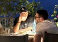 Takimi Rama-Soros në Dhërmi, gazetari: Kryeministri i takon publikisht miqtë, pa komplekse, pavarësisht ndarjeve politike