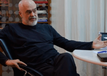 Rama për mediat britanike: Protestat nuk përfaqësojnë shqiptarët, algoritmi bëri shumë për t’i sjellë njerëzit në bulevard