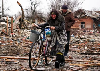 Të paktën 38 të vdekur pas sulmit rus, vijojnë kërkimet për të zhdukurit