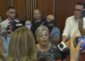 Kaos në Kuvendin e Kosovës, PDK dhe AAK kërkojnë seancë për kryeparlamentarin