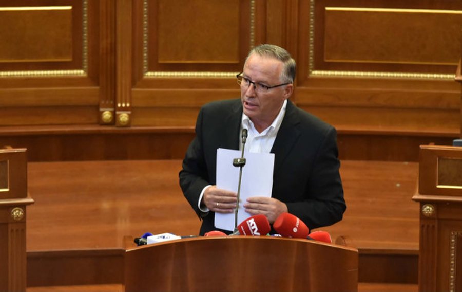 PDK shkon në Kuvend  Hamza  Kurti po mban peng shtetin e Kosovës  kërkojmë zbatimin e kushtetutës