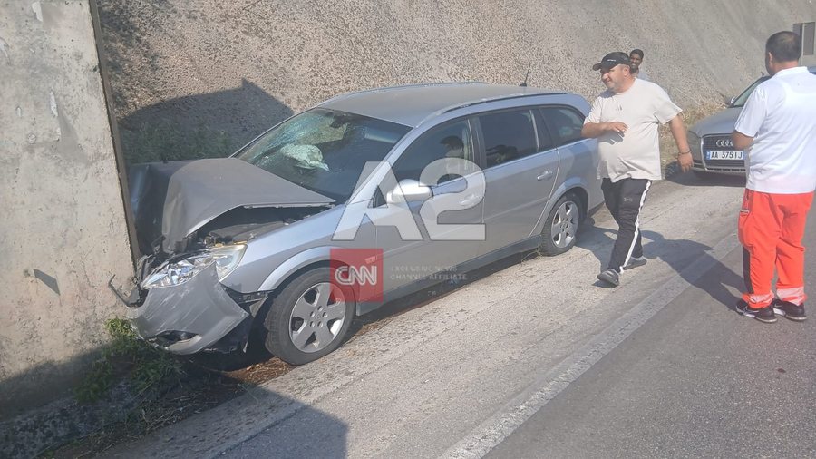 aksident-ne-aksin-tepelene-gjirokaster-makina-perplaset-me-borduren-gruaja-transportohet-ne-spital