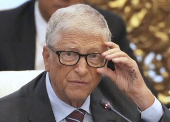 Bill Gates për inteligjencën artificiale: Është mjeti më i rrezikshëm i shpikur ndonjëherë -