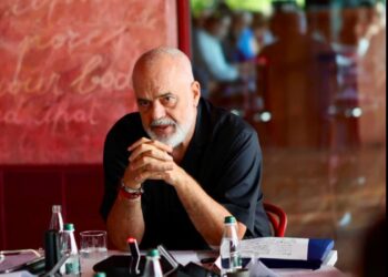Në nëntor Konferenca për “Shqipërinë Sociale”! Rama zbulon çfarë u diskutua me socialistët te “Vila e kuqe”