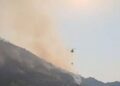 Zjarret “pushtojnë” Shqipërinë/ 31 vatra të regjistruara, 11 ende aktive, në terren qindra forca