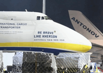 Alarm në Gjermani! Avioni i DHL përplaset në ajër me një objekt, pak më vonë policia gjen në aeroport një dron