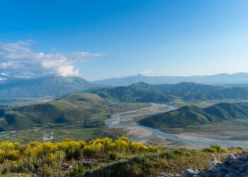 Shqipëria në hartën e turizmit evropian, “The Independent” rendit Bjeshkët e Nemuna ndër destinacionet më të mira malore për verë