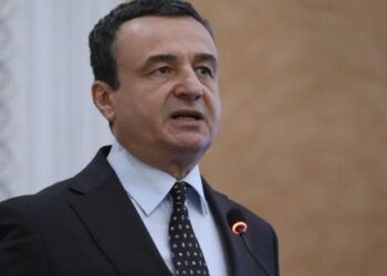 Varreza masive në Zubin Potok, Kurti: Gërmimet do të vijojnë për muaj të tërë, eshtrat janë të shpërndara