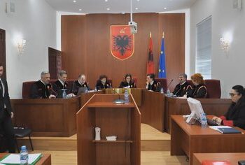 Pagat e gjyqtarëve e prokurorëve, projektligji i PS: Koeficient 0.38 ndaj pagës së Presidentit