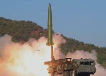 “Do përdoren për të goditur Ukrainën”, Rusia furnizohet me raketa balistike nga Koreja e Veriut