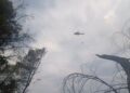 Zjarret përhapen në disa fshatra në Gjirokastër, ndërhyhet me helikopter për shuarjen e flakëve