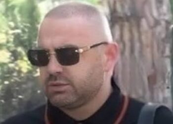 Akuzohet për kanosje, shpallet në kërkim ish-zyrtari i Policisë Uljan Shpataraku