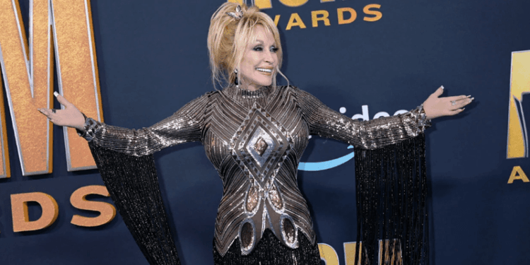 Ndërron jetë në moshën 80-vjeçare, këngëtarja legjendare e muzikës country, Dolly Parton